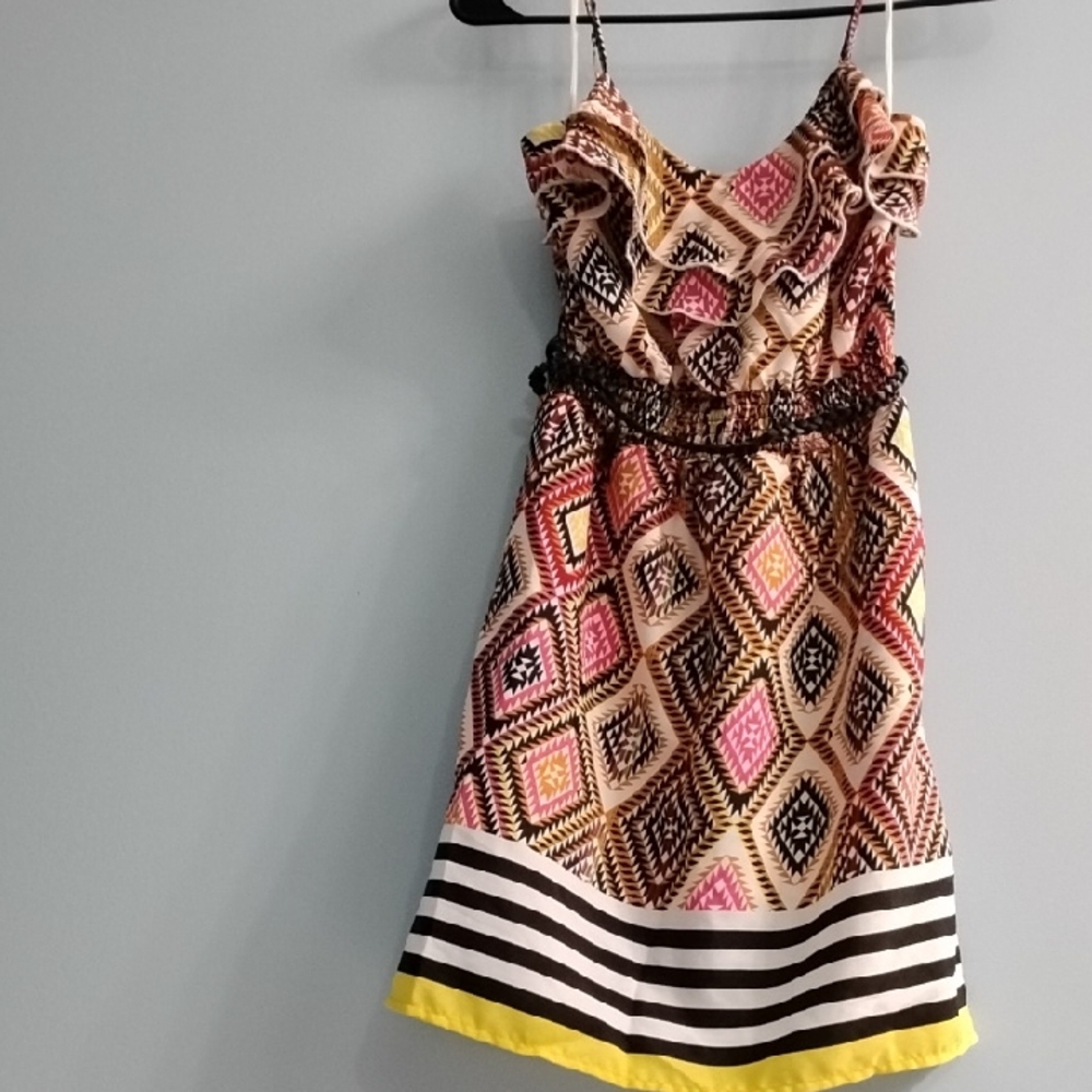 🌹Love Reign Vibrant Geometric Pattern Midi Dress With Black Belt Size XS ✨